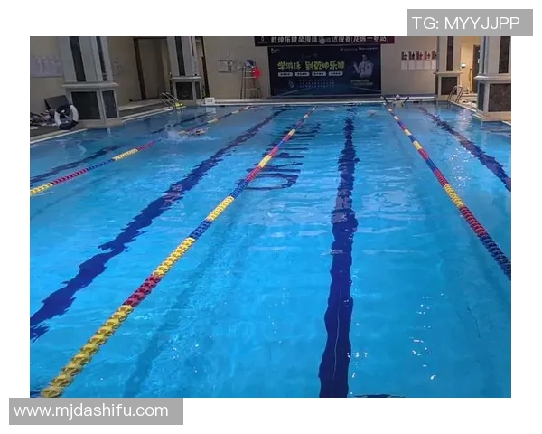 精选游泳装备推荐让你畅享水中畅游提升体验的必备选择 精选游泳装备推荐让你畅享水中畅游提升体验的必备选择