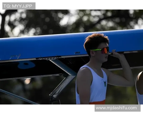 重庆羽毛球队与上海羽毛球队赛后复盘速度对决的精彩分析与启示