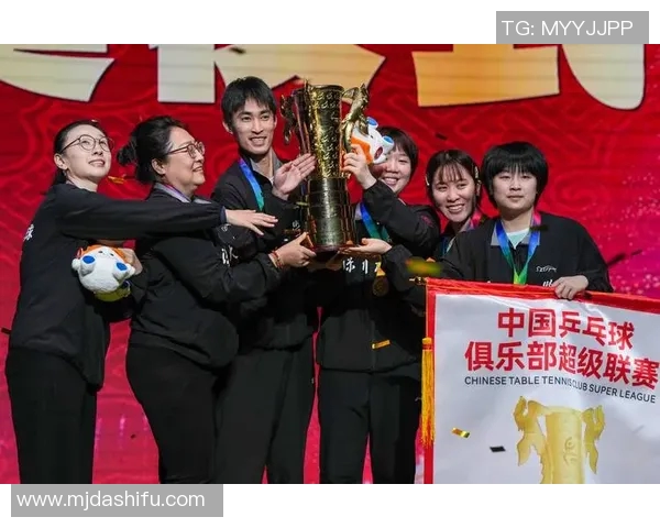 深圳乒乓球队在钻石联赛中以68分稳居积分榜首位展现强劲实力