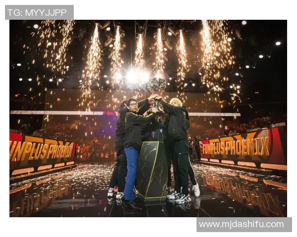 FPX在CSGO团队协作排名中创下新高展现出色团队默契与实力